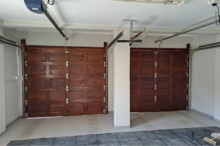 4 Bedroom Property for Sale in Buffelspoort Eco Estate North West